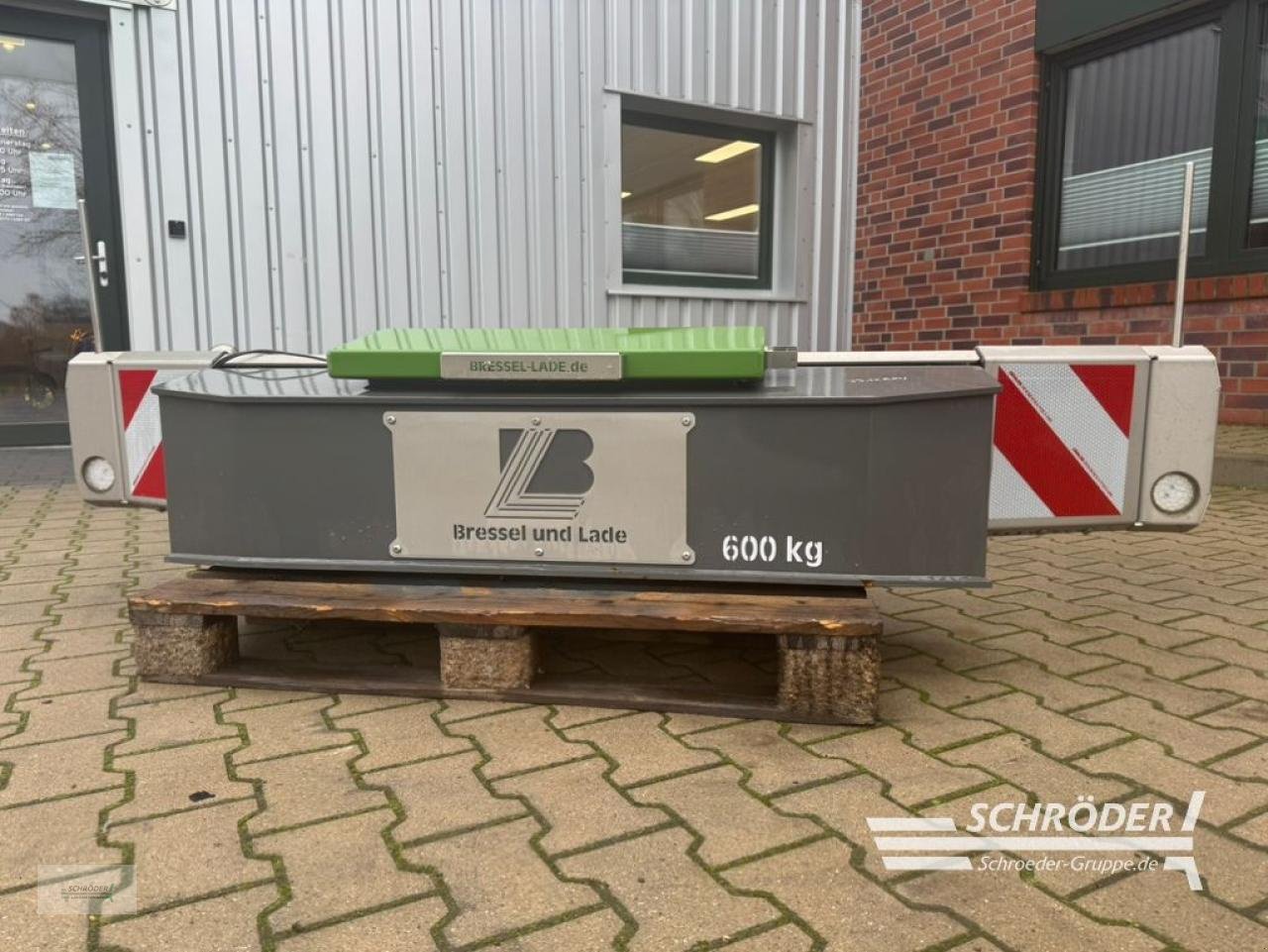 Frontgewicht typu Bressel & Lade FHG 600 SF (G35) NATURE GREEN | NEU, Gebrauchtmaschine v Langförden (Obrázok 3)